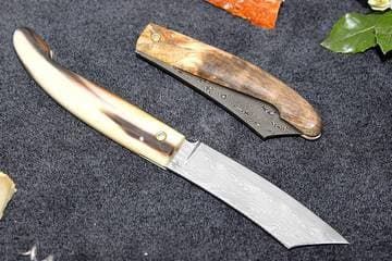 Couteaux de poche capucin