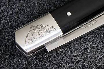 couteau personnalisé gravure laser chateau montségur