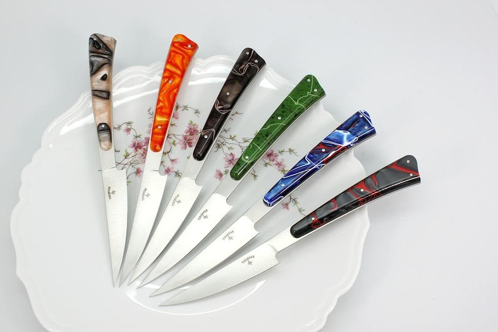 couteau-de-table-acrylique-assortis-x6c
