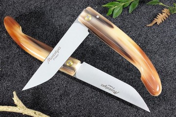 Couteau Montségur rustique acier 12c27