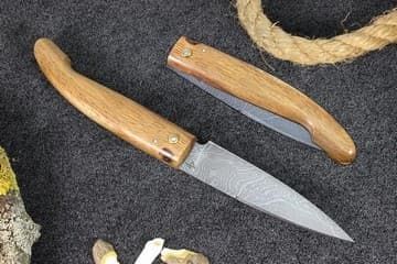 Couteaux de poche capucin