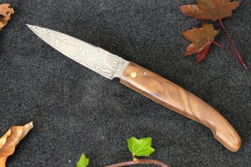 Couteau capucin ariégeois le Berger damas carbone ronce de noyer