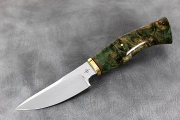 Petit couteau chasse Skinner loupe d\'érable stabilisé teinté acier damas