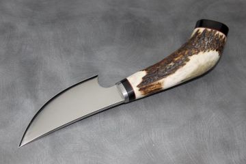 Couteau chasse skinner GM manche bois de cerf lame acier D2