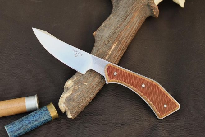 Couteau de chasse artisanal skinner acier mox27co micarta brown