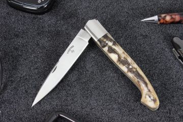Couteau de poche Pyrène 11 cm lame 12c27 manche corne de bélier