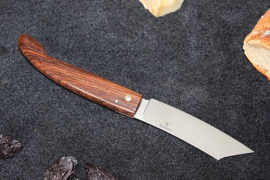 Couteau de poche PALLES Nº00 présenté en coffret avec une lame en pointe de  coupe en acier au carbone de 7 cm - 05-01657 - MARTINEZ ALBAINOX