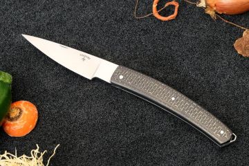 Couteau de poche Harpon lame 14c28 manche fibre de carbone filet or