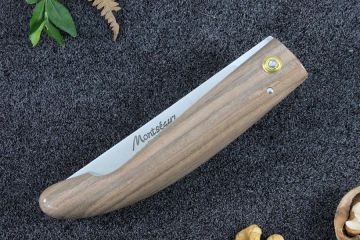 Couteau de poche régional Montségur rustique noyer acier 12c27
