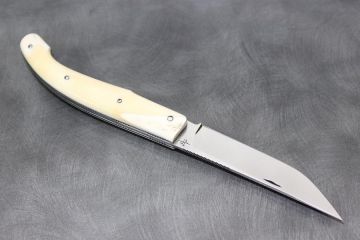 Couteau lame damas inox le Baroudeur 11cm ivoire phacochère
