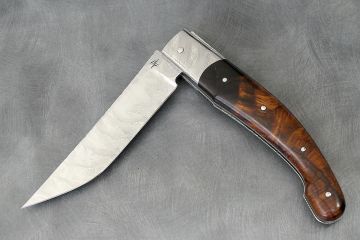 Couteau de luxe Baroudeur lame et mitres damas inox, ronce bois de fer d\'Arizona