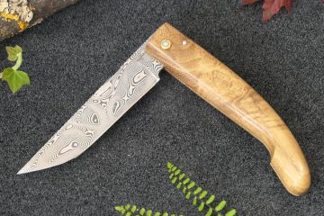 Couteau custom Montségur Prestige damas carbone loupe d'acacia