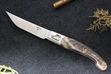 Couteau pliant Baroudeur gravure sanglier acier RWL34 bélier foncé