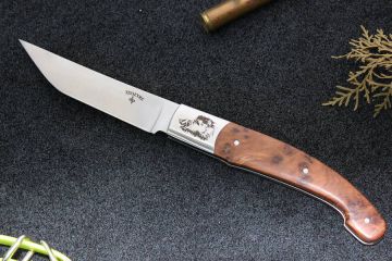 Couteau pliant Baroudeur gravure sanglier acier RWL34 ronce de thuya