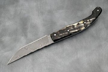 Couteau pliant Baroudeur 12cm corne de bélier acier damas carbone