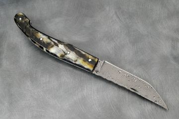 Couteau pliant Baroudeur 12cm corne de bélier acier damas carbone