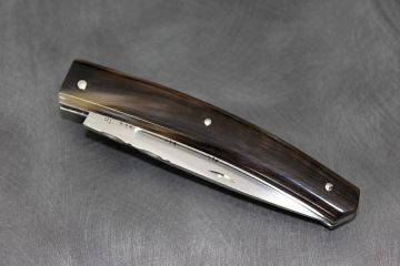Couteau pliant custom Harpon lame acier RWL34 manche corne jaspée