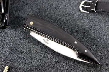 Couteau pliant Gentleman acier 12c27 corne noire