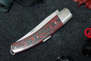 Couteau pliant Paratge lame 14c28n manche fibre de carbone rouge