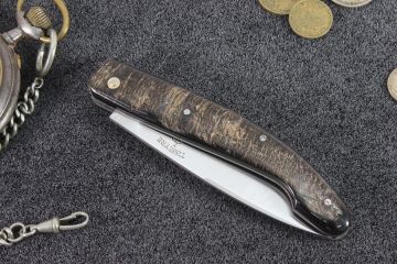 Couteau de poche artisanal Peyrecave acier carbone xc75 corne buffle