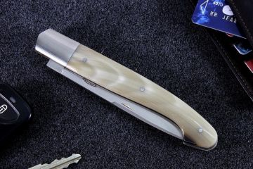 Couteau pliant Pyrène 13 cm lame 12c27 manche corne blonde