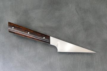 Couteau à fromage manche bois de fer d\'Arizona acier inox 12c27