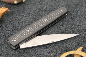 Couteau pliant Espadon 10,5cm lame 14c28 manche fibre de carbone fil doré