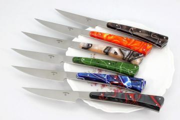 Coffret de 6 couteaux "As de table" acrylique couleurs au choix