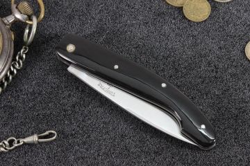 Couteau de poche  pliant Peyrecave acier 12c27 corne noire