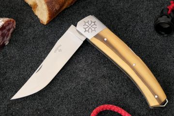 Série limité couteau pliant Paratge croix occitane ronce vieux buis acier 14c28