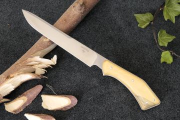 Couteau de camp bushcraft artisanal acier mox27co vieux buis