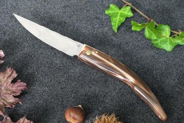 Couteau capucin damas inox Le Plantaurel manche corne jaspée brune