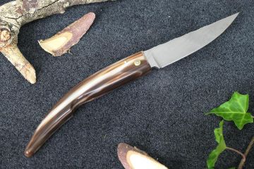 Couteau capucin damas inox Le Plantaurel manche corne jaspée brune