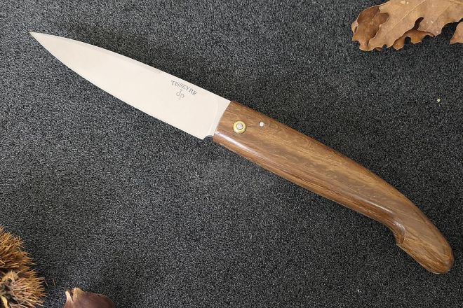 Couteau capucin traditionnel Berger acier carbone manche vieux chêne de ratelier